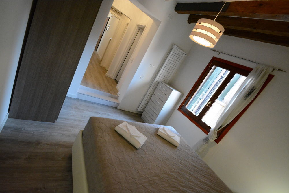 Ferienwohnung Ve.N.I.Ce. Cera Ca' De La Mandola Venedig Exterior foto