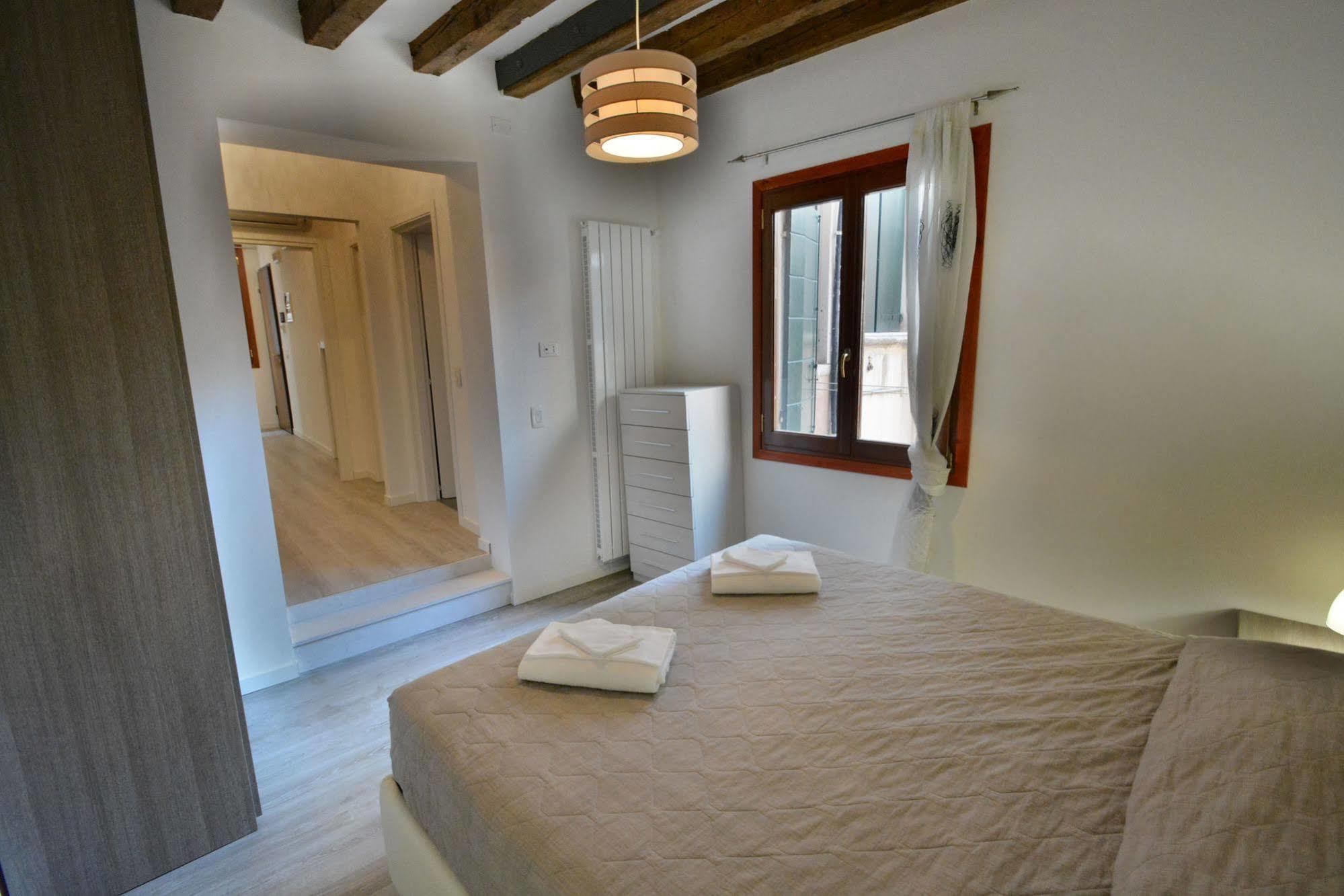 Ferienwohnung Ve.N.I.Ce. Cera Ca' De La Mandola Venedig Exterior foto